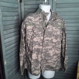 US Army Digi-Camo Combat Uniform Shirt Med. Reg